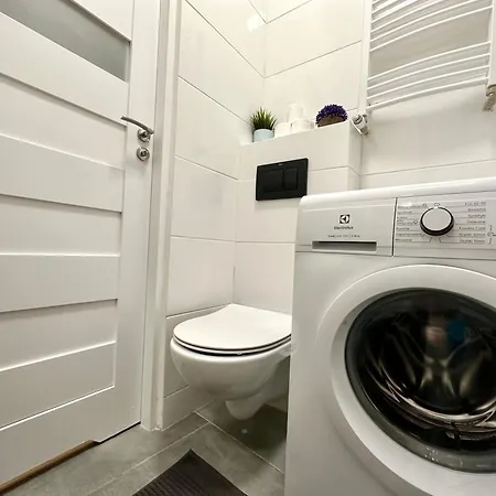 Mmrent Sparrow Homestay *